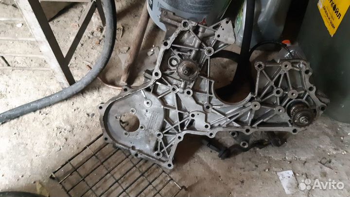 Крышка двигателя D4CB 213704A410