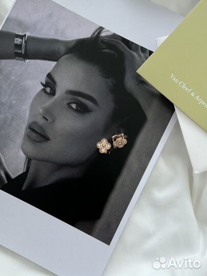 Van cleef сережки зотоло 750 проба