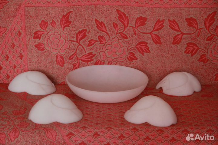 Плафоны и настольные лампы