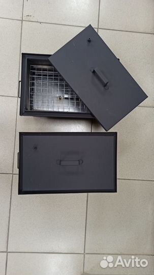 Коптильня горячего копчения с гидрозатвором