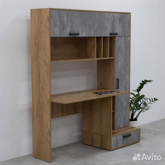 Стол компьютерный