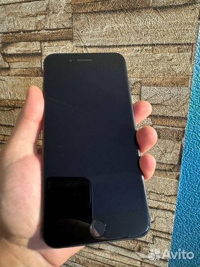 iPhone 8 Plus, 64 ГБ