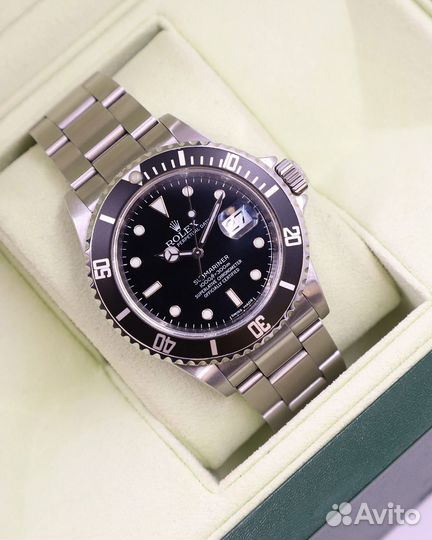 Часы Rolex Submariner Date 40 mm 16610