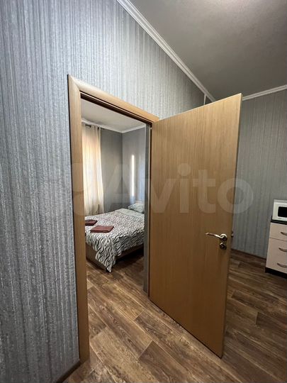 2-к. квартира, 50 м², 1/3 эт.