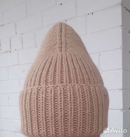 Вязаный комплект шапочка, снуд и варежки