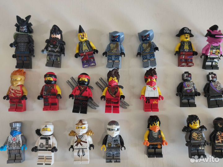 Lego Ninjago минифигурки