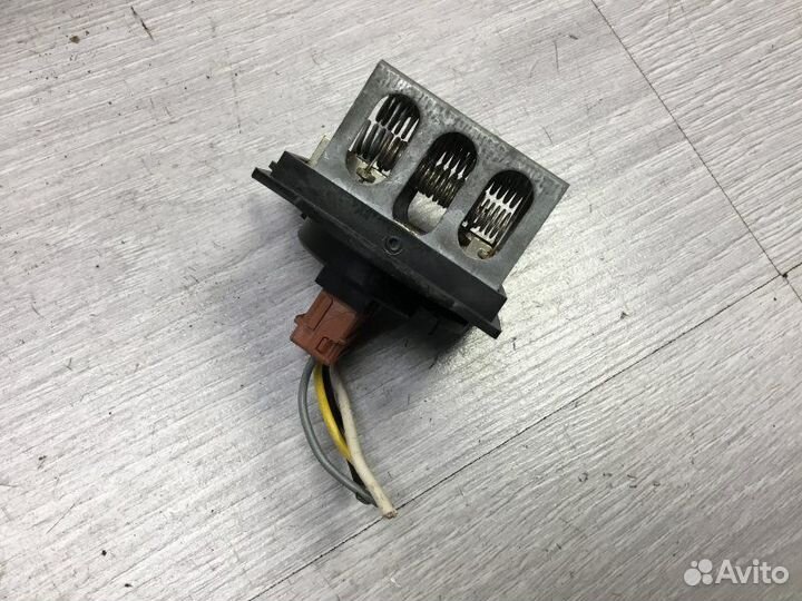 Сопротивление отопителя Citroen Berlingo 1.9 1999