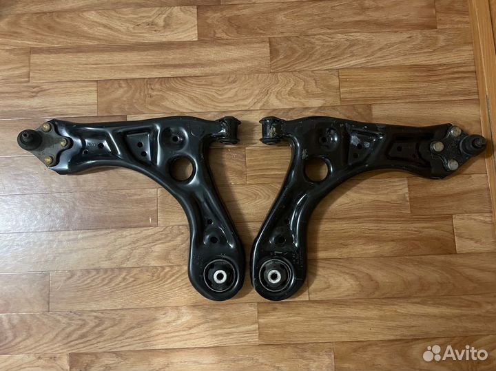 Рычаги в сборе(Оригинал) Polo/Rapid