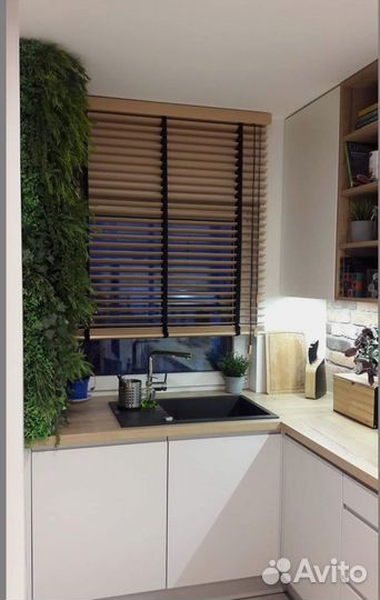 Горизонтальные деревянные жалюзи натуральные