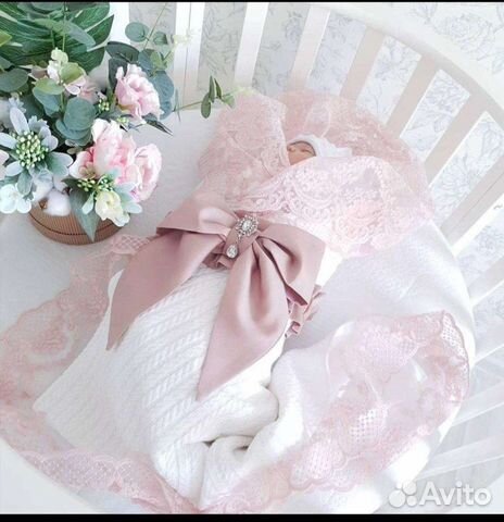 Комплект на выписку для девочки лето-осень