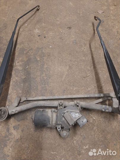 Поводок дворников Citroen C3