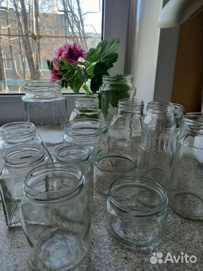 Банка стеклянная