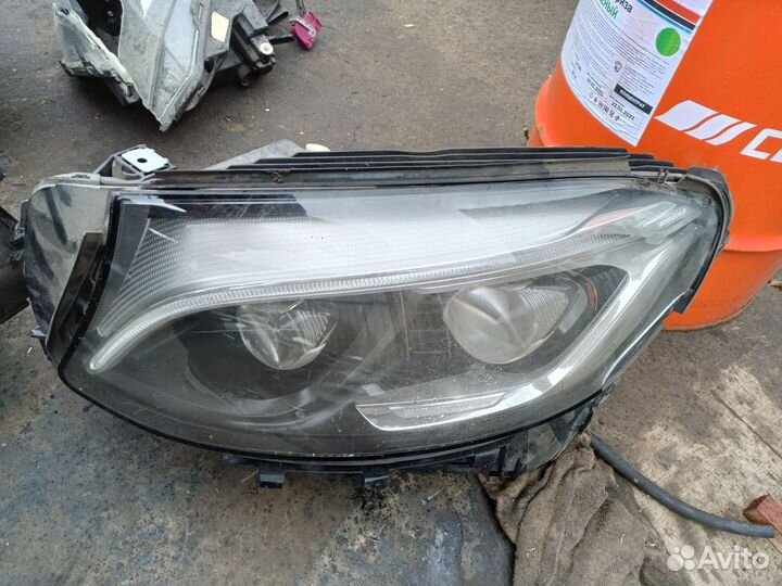 Фара левая Benz GLC X253 C253 с дефектами