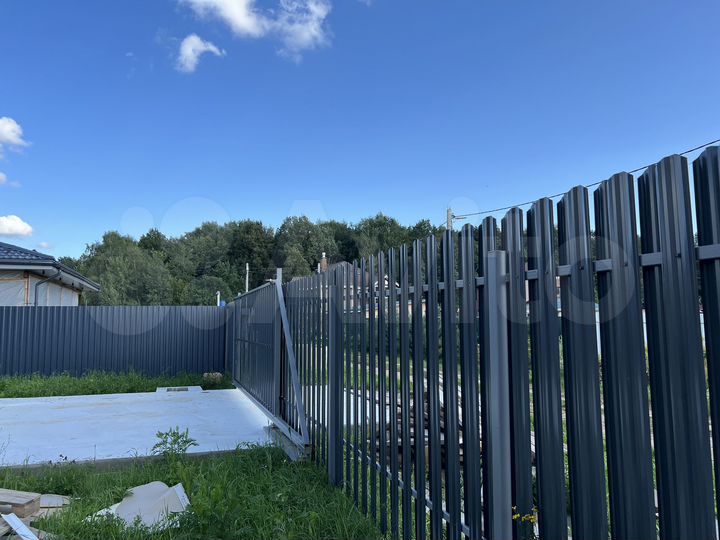 Дом 192 м² на участке 8,4 сот.