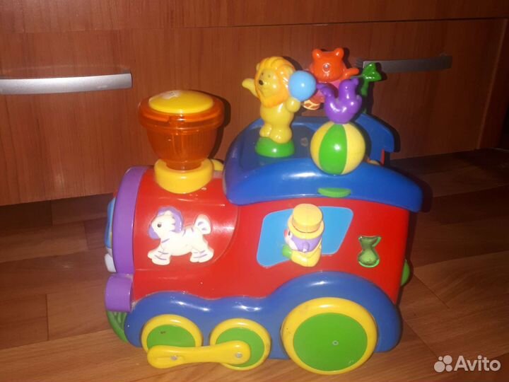 Паровозик музыкальный