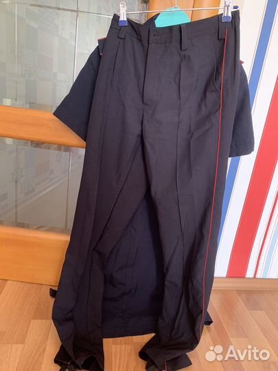 Платье и брюки