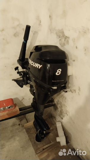 Двигатель Меркурий восемь четырёхтактный б/у то