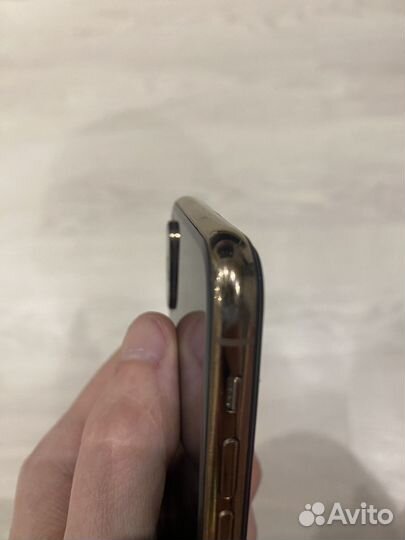 iPhone Xs, 64 ГБ