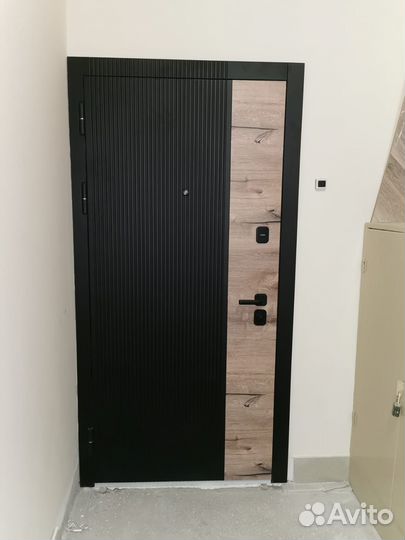 Дверь входная квартирная luxor