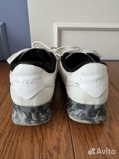 Кроссовки зимние женские