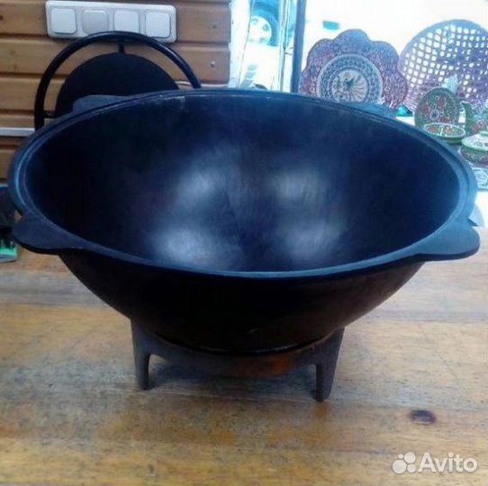 Казан чугунный