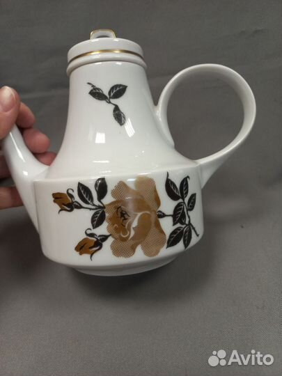 Чайно- кофейный сервиз Золотая роза