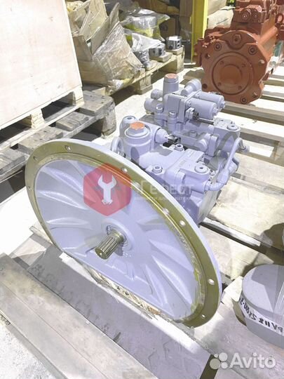 Основной насос Hitachi ZX135USK-3 9285685