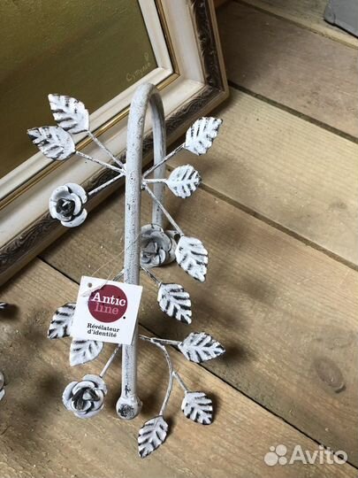 Подхваты (настенные держатели) для штор дизайнерск