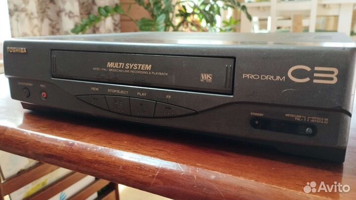 Видеомагнитофон Toshiba C3CZ