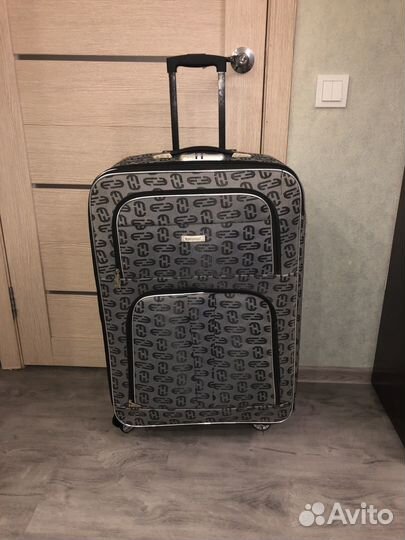 Чемодан на колесах бу большой