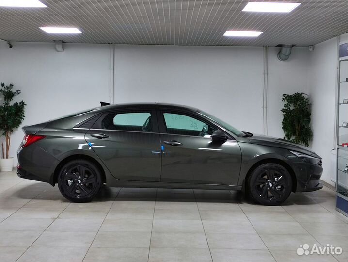 Hyundai Elantra 1.6 AT, 2023