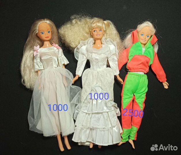 Разные Барбиобразные куклы из 90-х