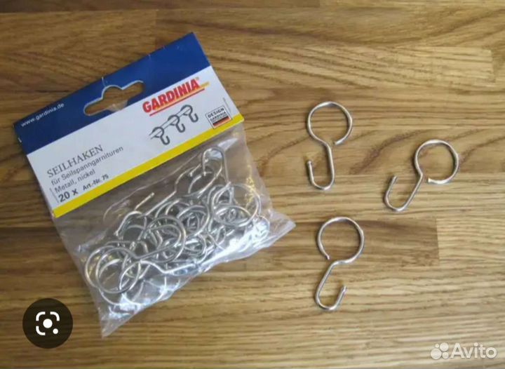 Крючок для карниза