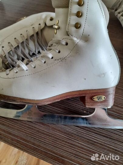 Профессиональные коньки