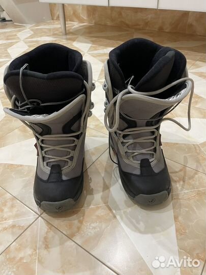 Сноубордические ботинки женские