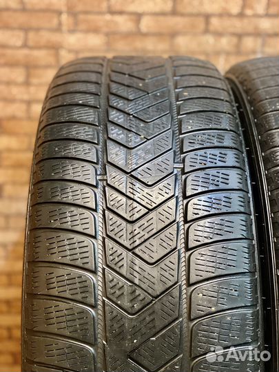 Pirelli Scorpion Winter 255/55 R20