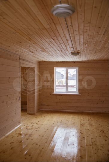 Дом 140 м² на участке 4 сот.