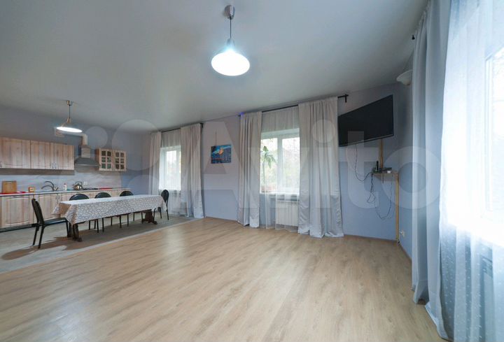 Комната 21 м² в 8-к., 2/3 эт.