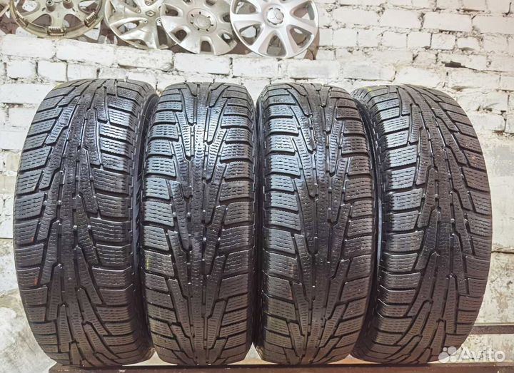 Nokian Tyres Hakkapeliitta R 225/65 R17 106R
