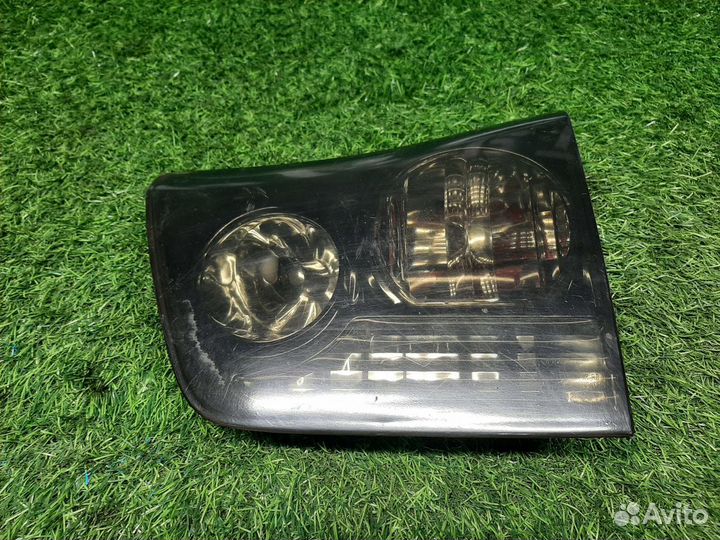 В наличии: Фонарь задний левый Lexus RX300