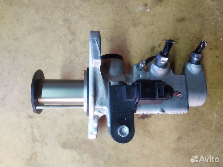 Цилиндр тормозной главный Kodiaq 8V1611021B