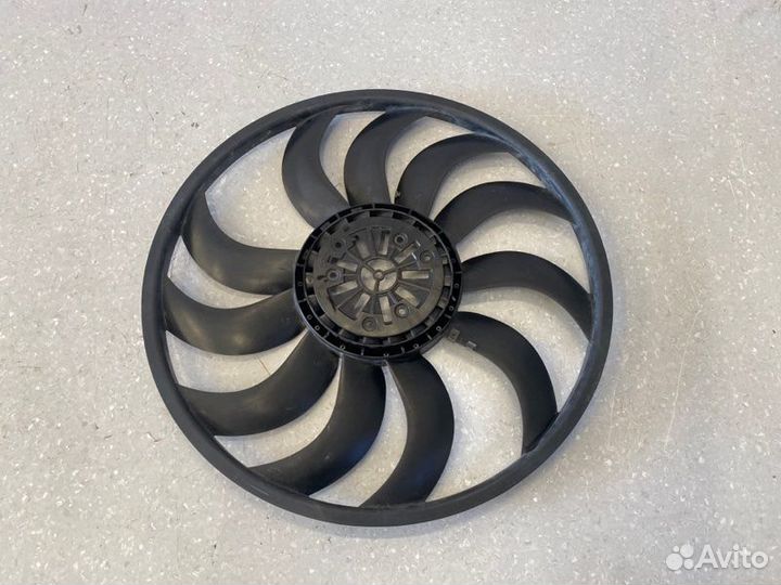 Вентилятор охлаждения радиатора Jaguar Xe X760 2.0