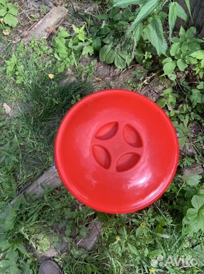 Ведро пластиковое с крышкой