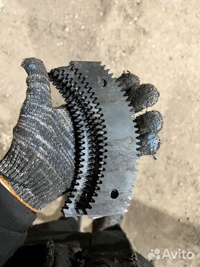 Гребенка стеклоподьемник Mazda BT-50 Ford Ranger 2