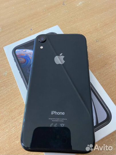 iPhone xr 128