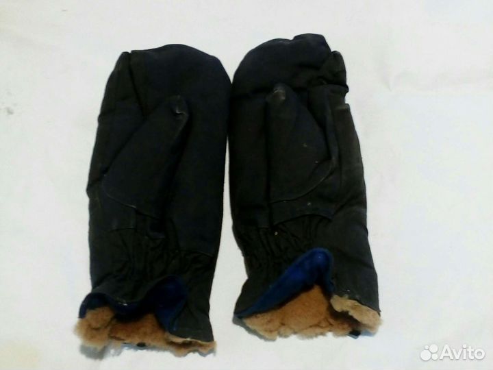 Зимние трехпалые рукавицы