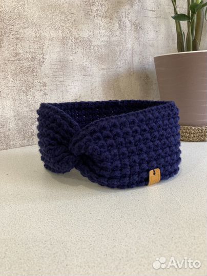 Повязка на голову вязаная