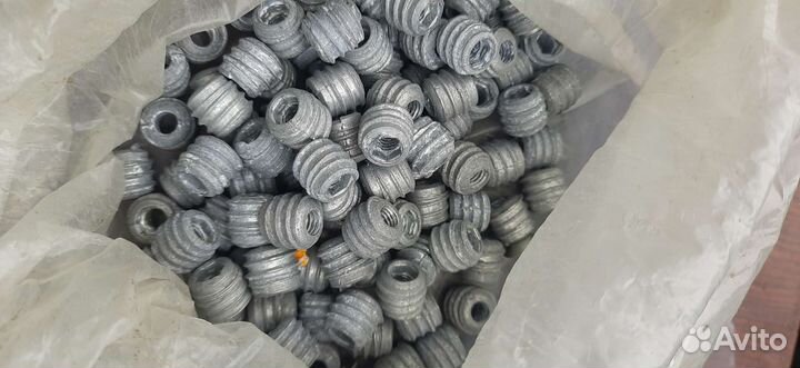 Мебельная фурнитура