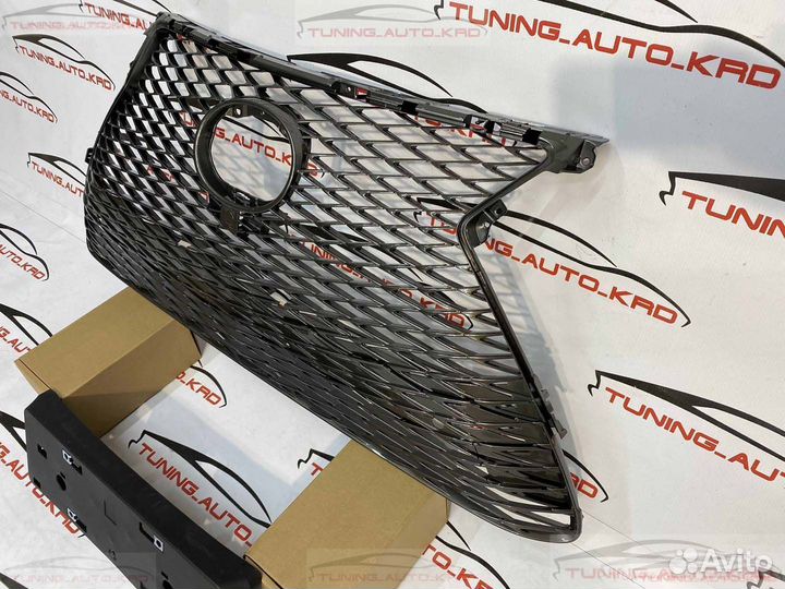 Решетка радиатора Lexus NX200 Стиль F-Sport C3732