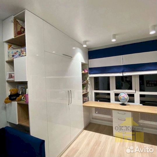 Шкаф купе с зеркалом